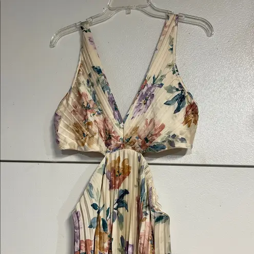 Abercrombie & Fitch  GISELLE PLEATED CUTOUT MAXI DRESS LARGE PETITE FLORAL thumbnail 5