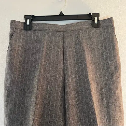 Alfred Dunner Pants Gray Pinstripe St. Regis Pull On Flat Front 14P NWT Tik-Tok