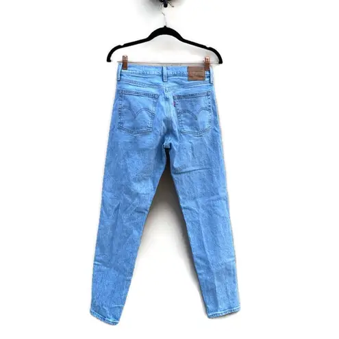 Levi's Levi’s Premium Wedgie Straight Leg Light Wash Denim Jeans 26