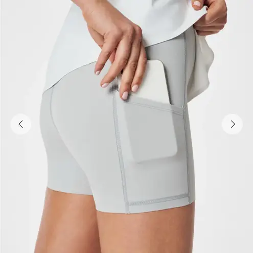 Spanx NWT  white exercise dress - Image 3