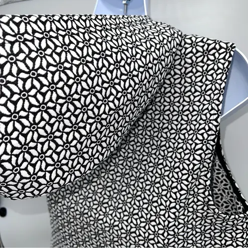 Christopher & Banks Black and White Floral Patterned Lightweight Hooded Best-S