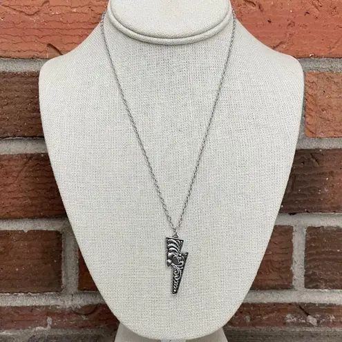 Filigree Lightning Bolt Necklace Silver