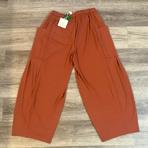 Halara Rust Wide-Leg Pants with Pockets Medium High waist Cargo Pull on