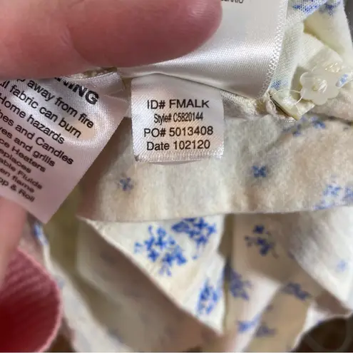 Eileen West Floral Cap Sleeve Round Neck Jersey Knit Cotton Nightgown sz medium Blue