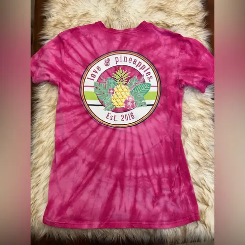 Love & Pineapples Tie