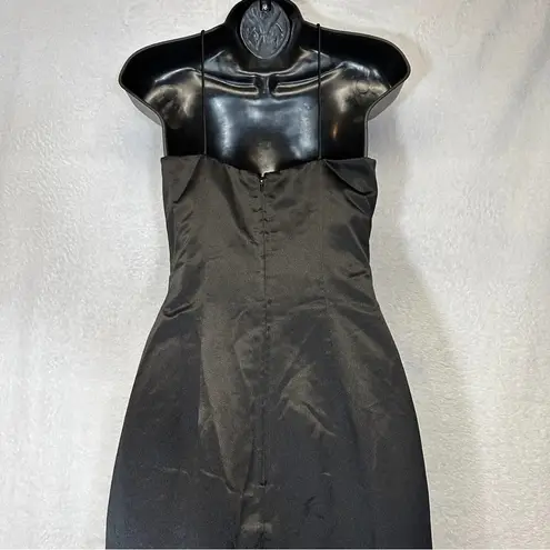 Dave and Johnny Vintage Black & White Sleeveless Halter Formal Long Dress Size 3/4