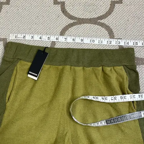 Monrow Fuzzy Fleece Shorts green willow Size L