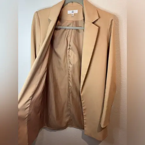 Missguided Women’s Oversized Modern Long Sleeve Open Front Tan Blazer Size 0