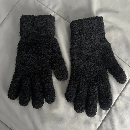 Saint John's Bay Cozy Comfort: Black Gloves