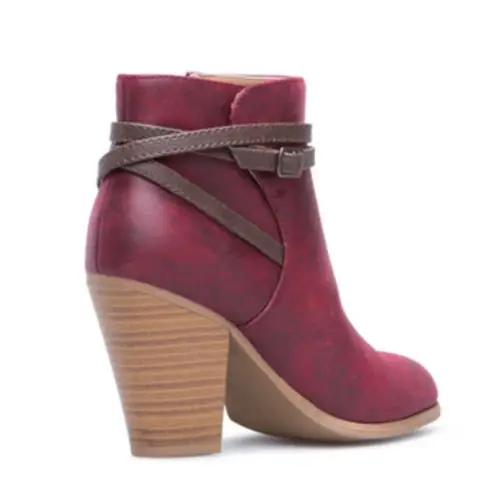 ShoeDazzle SASHANNA Bootie in Burgundy 8.5 Red