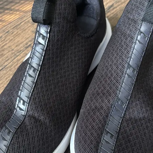 Nike  Viale  Black and White Slip-On Sneakers Womens Size 11