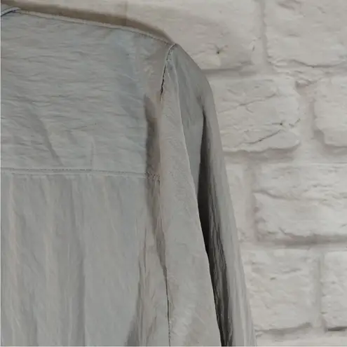 Madewell  Women Grey Silver Long Sleeve Crinkled Relaxed Button Up Shirt small