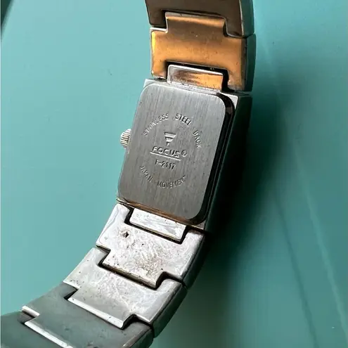 Stainless steel back FOCUS Japan Movement watch