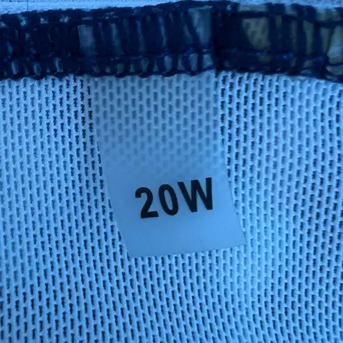 Womens One Piece Tie Dye Halter Bathing Suits Size 20 Lined Stretch Blue & White