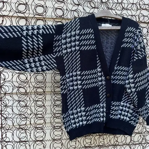 Vintage 80s black white houndstooth big plaid checkerboard knit cardigan sweater Size L