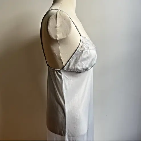 Vintage Long Peignor Set Nightgown Robe Lace Silver Blue Bridal ILGWU Medium