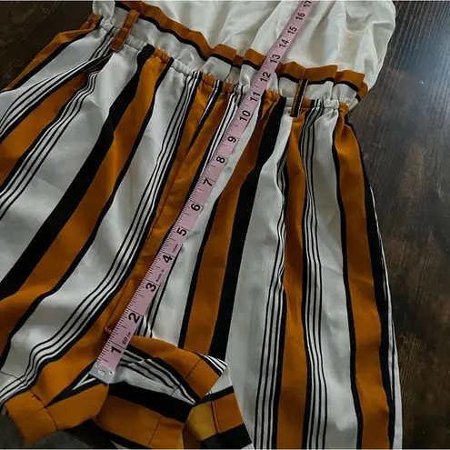 Feathers Shorts jumpsuit romper Size Small Black