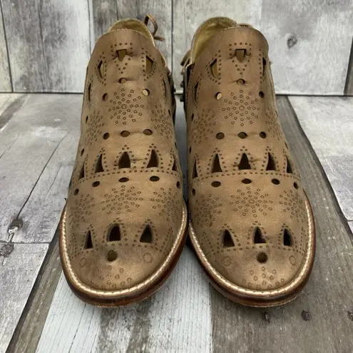 Musse & Cloud Shoes Sz 6 Coolise Ankle Booties Leather Cut Out Boho Western