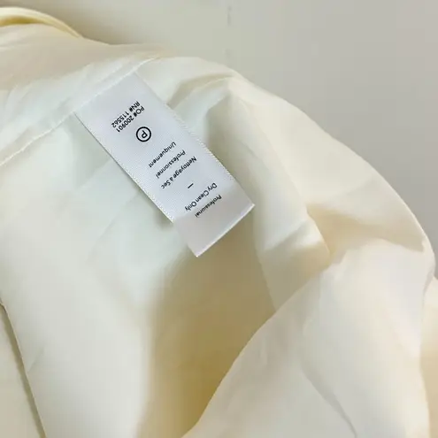 Likely Doiran Halterneck Column Gown in White Size US 2