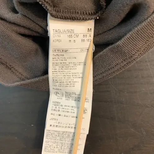 United Colors Of Benetton Long Sleeve T-Shirt Gray Graphic Print Women's Size M