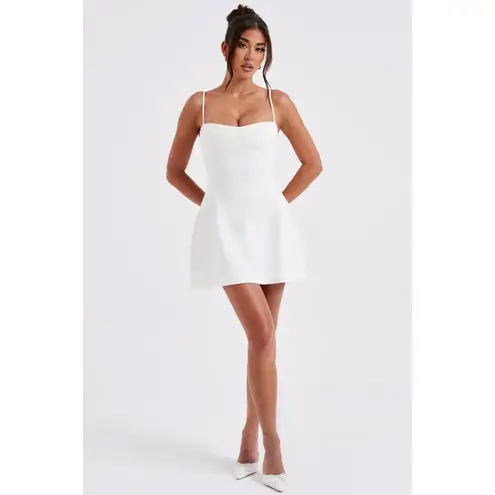 Babyboo NWT Dakota Crepe Sweetheart Neckline Mini Dress Ivory Size Medium