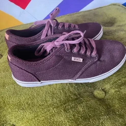 Vans Burgundy Women’s Woven Ultractive‎ Shoes Size 6 EUC! 010