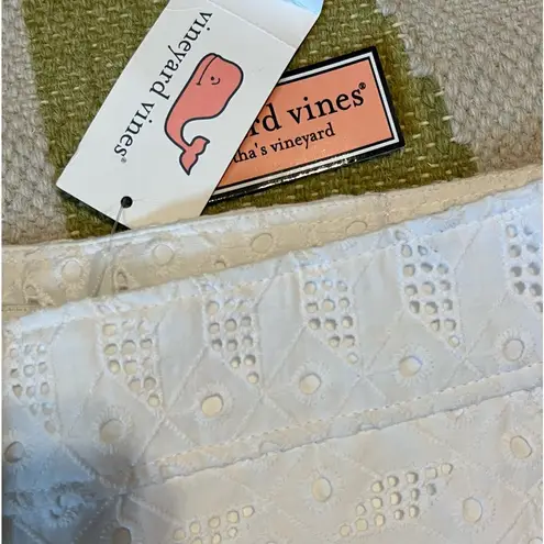 Vineyard Vines NEW woman’s white eyelet shorts size 0