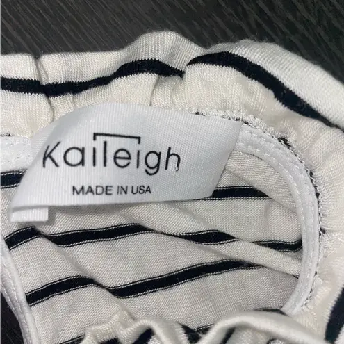 Kaileigh Stitch Fix Striped Ruffle Neck Top Size M