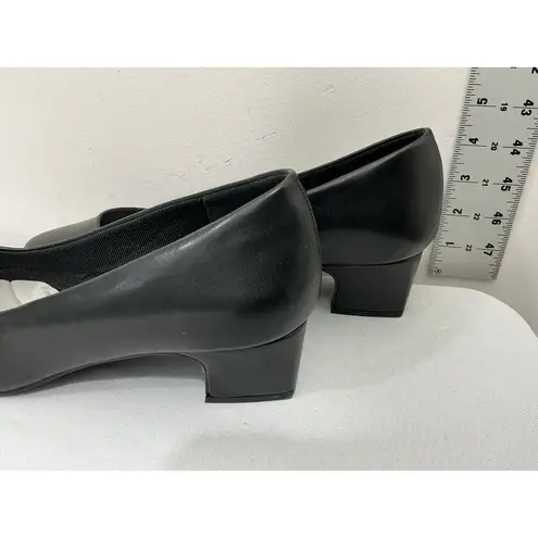 Easy Street Womans Size 11 WW Black Slip On Cushion Heel Pumps