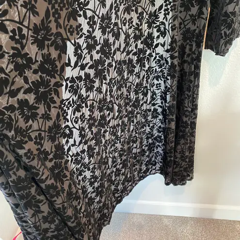 EXPRESS Black Floral Long Line Open Kimono With Sheer Floral Detail Size L