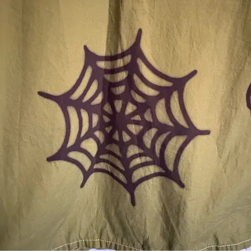 Empyre Women’s Shirt Sz Large Short Sleeve Green Grunge Punk Edgy Button Down