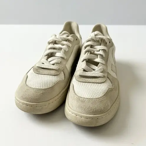 VEJA V10 B-Mesh Women's Sneakers in White Natural Pierre Size 7