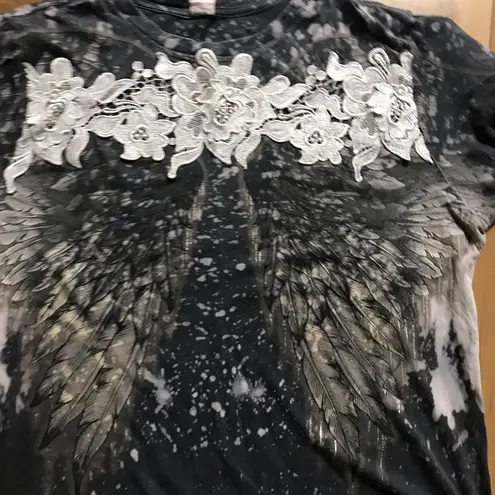 Affliction Women’s  t-shirt