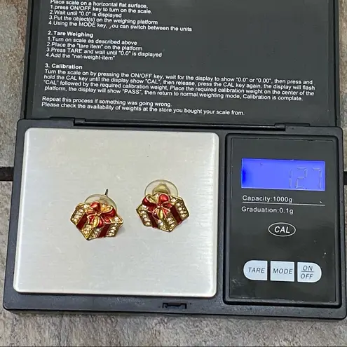 Vintage Happy Holidays Christmas Present Gift Earrings & Candy Cane Brooch Set