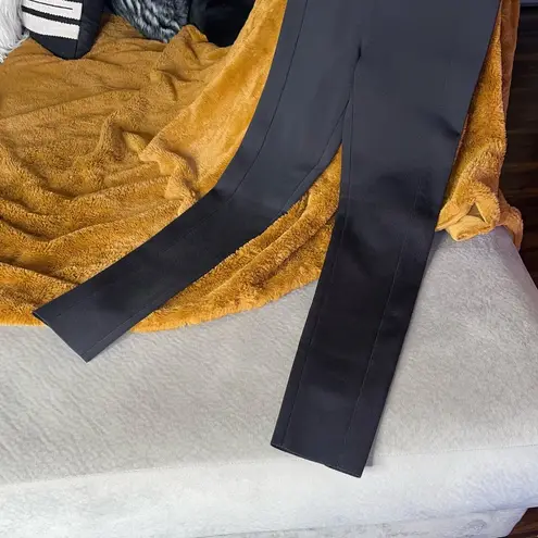 Givenchy Logo Elastic Waistband Legging in Black