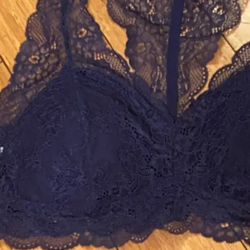 Gilligan & O’Malley Navy Blue Lace Racerback Bralette Sz Medium