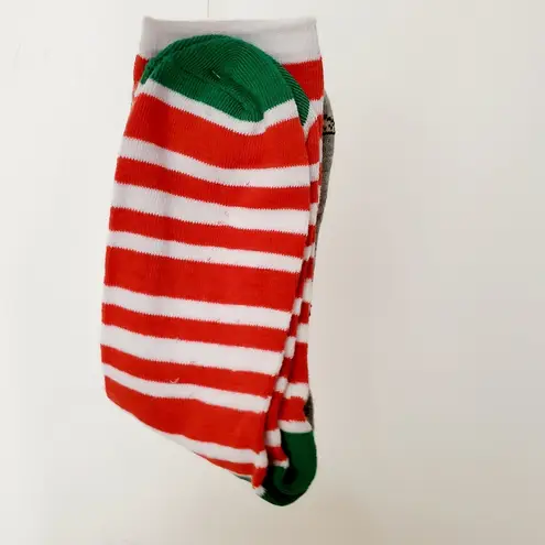 Winter Wishes 2 Pairs Crew Socks Grey and Striped