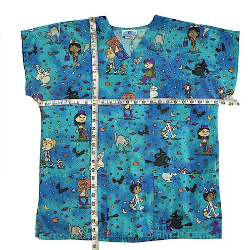 Vintage 90s cartoon Halloween scrub top with ghost, bats, witches and pumpkins S Blue
