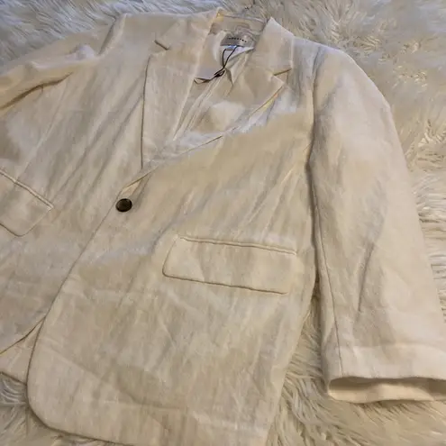 Industry  Blazer women’s size S brand new with tag length 30” bust 40”