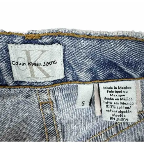 Calvin Klein Vintage  Size 5 Low Light Wash Straight Leg Jeans Button Fly