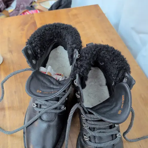 M. Gemi Italian Made Black Leather with Shearling cuff Alpine Fashion Boots 40 Size 9