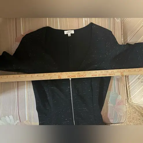 Wilfred Aritzia black and white zipper front long sleeve dress size Small