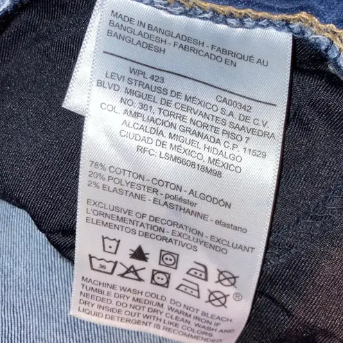 Signature by Levi Strauss Denim Women's Shaping Pull