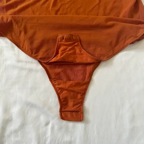 β
Parade Silky Mesh Short Sleeve Bodysuit