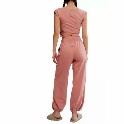 FP Movement Hot Shot Crossover Set NWT size XL in Petal 2 Piece Set Baggy Pink