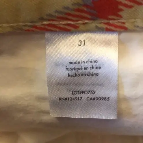 We Wore What NWT Boyfriend Plaid Pale Yellow Denim Jean Shorts in Garden Glade 31