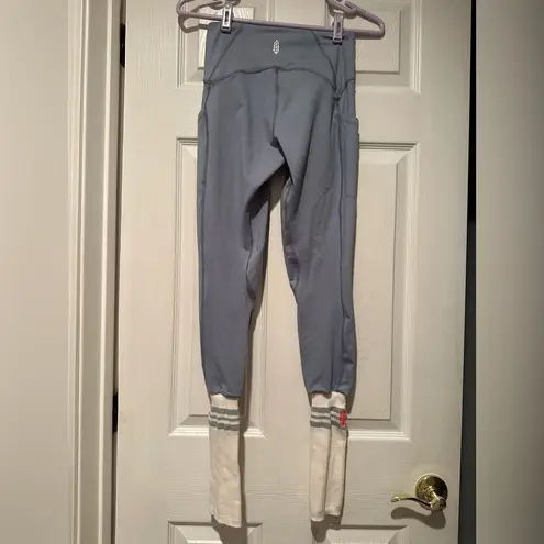 Free People Movement Sock It Me Layer & Leggings Set in Stone Wash Size XS NWOT Gray