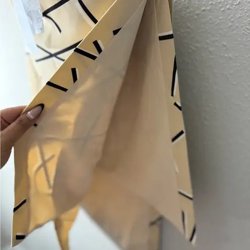 C/MEO COLLECTIVE Cream Black Asymmetrical Wrap blouse