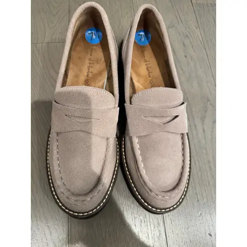 House of Harlow 1960 7.5 Gunner Light Taupe Suede Leather Chunky Penny Loafers Gray