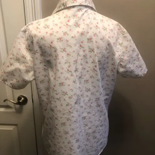 basic editions COPY - Vintage Button Up Blouse White Pink Roses Size Large